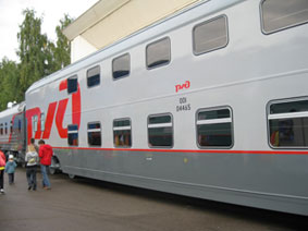 Двухэтажный пассажирский вагон производства Тверского вагоностроительного завода